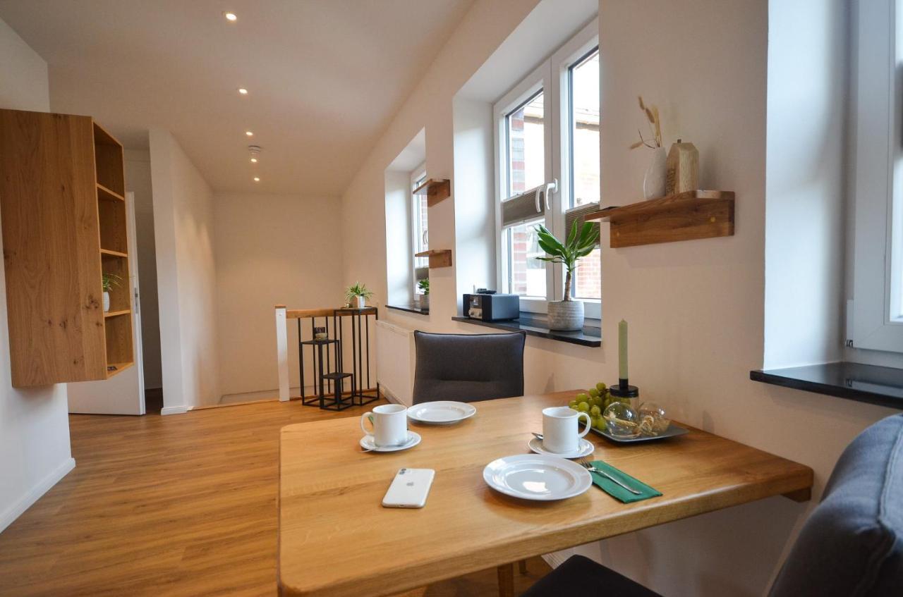 Alte Uhrmacherei - Wohnen Auf Zeit Appartement