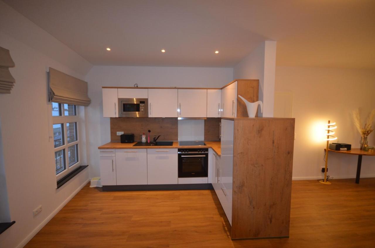 Alte Uhrmacherei - Wohnen Auf Zeit Appartement *
